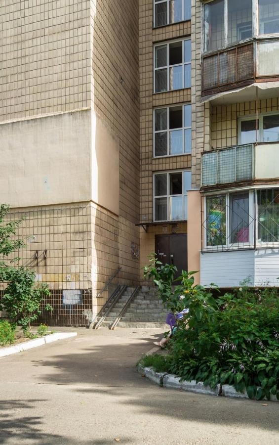 Khoroshaya Kvartira Goloseevskaya 3 Kyiv Exterior foto